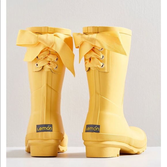 modcloth rain boots